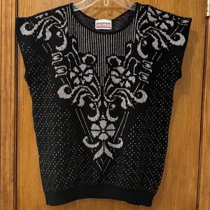 Vintage "Picture Perfect" cap sleeve boxy 80s sweater, medium/large